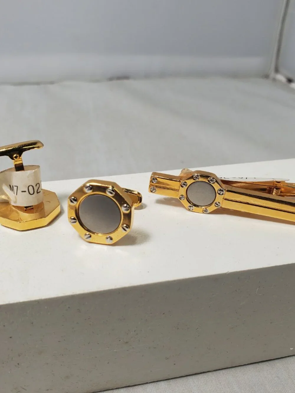 Designer Style Octagonal Geometric gold Cufflink  Tie Slide Set w/ Silver Center